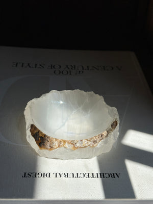 White Onyx Catchall