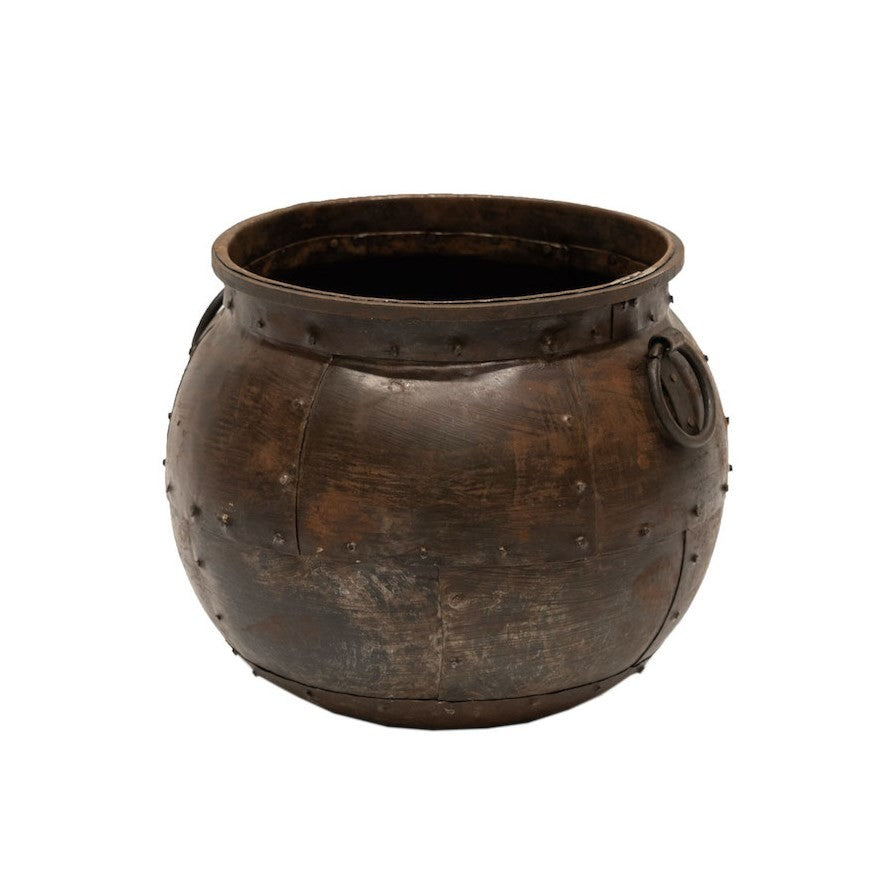 Iron Pot