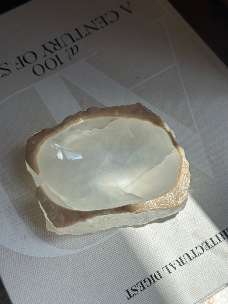 White Onyx Catchall