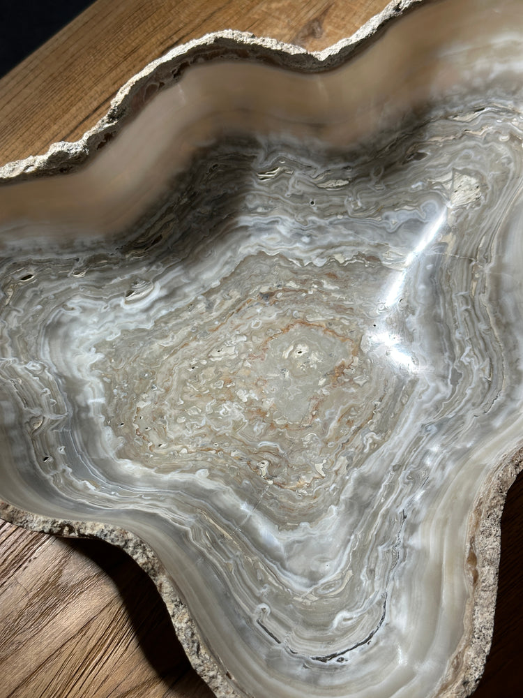 Mena Onyx Bowl - Centrepiece