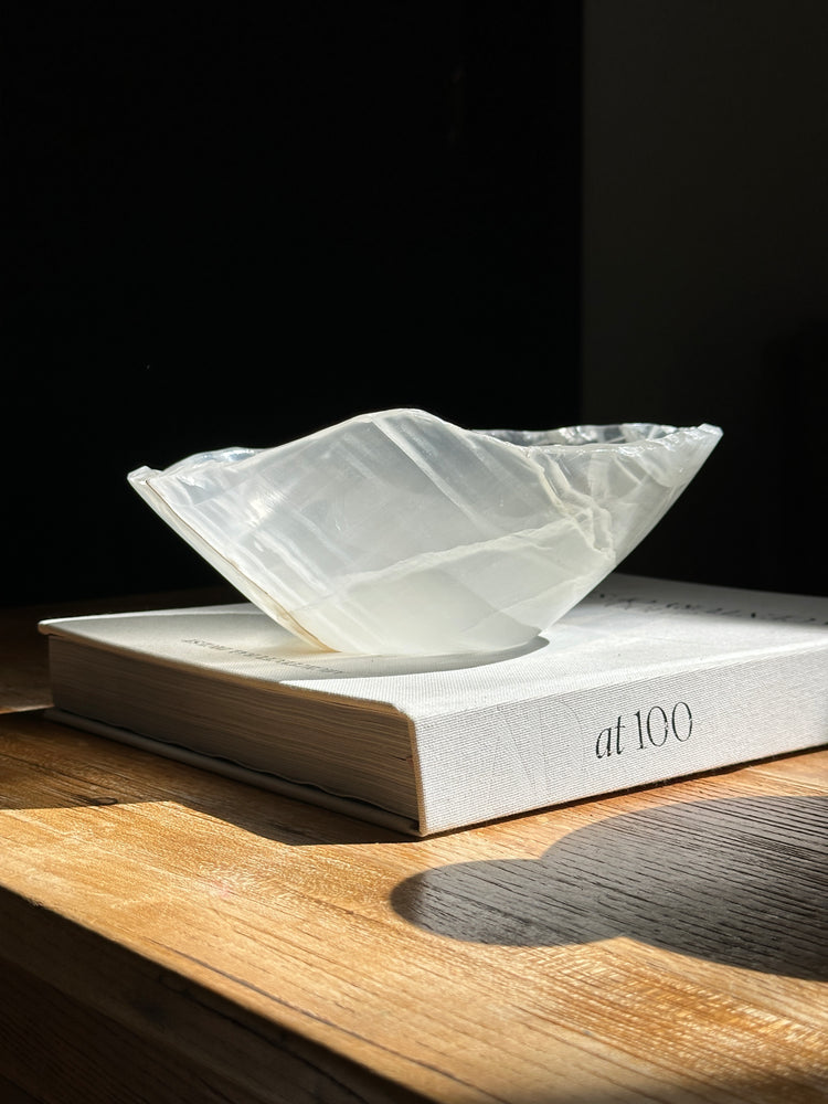 Glass White Onyx Bowl