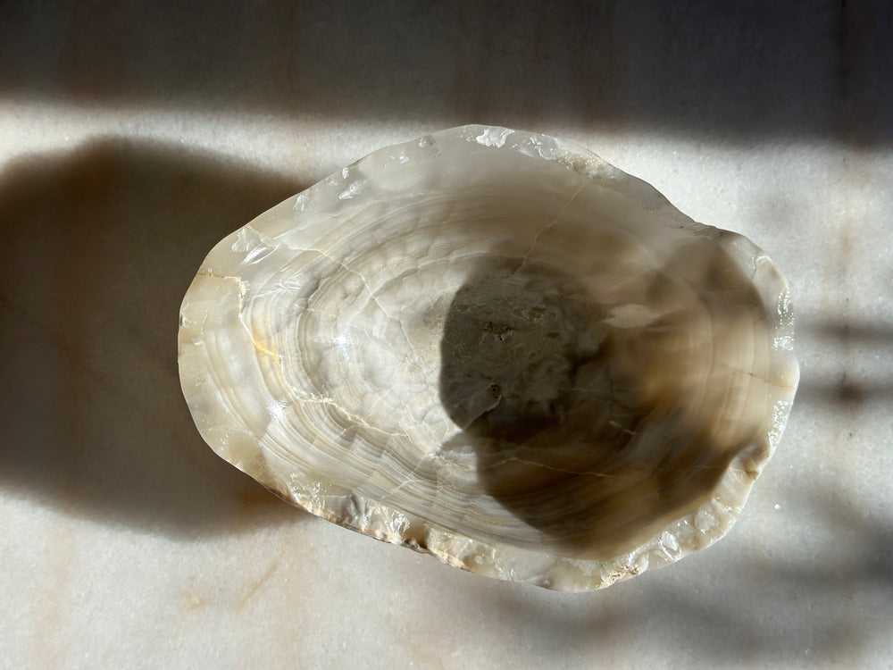 
            
                Load image into Gallery viewer, Grey Banded Onyx Bowl
            
        