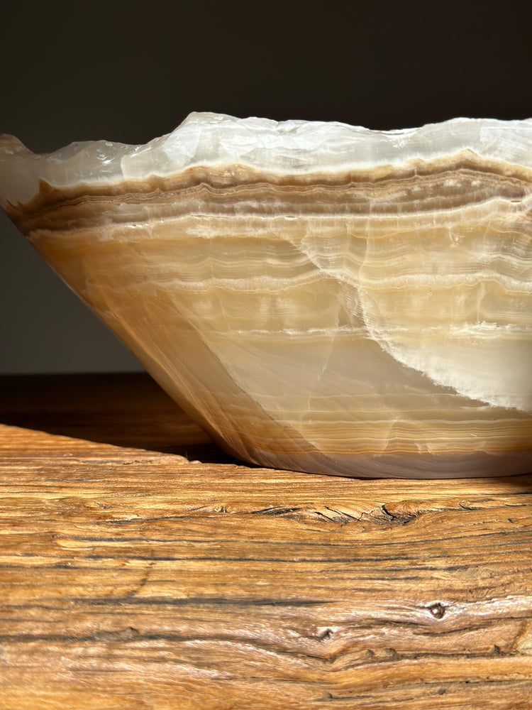 
            
                Load image into Gallery viewer, Amber Onyx Bowl Polished - Medium
            
        