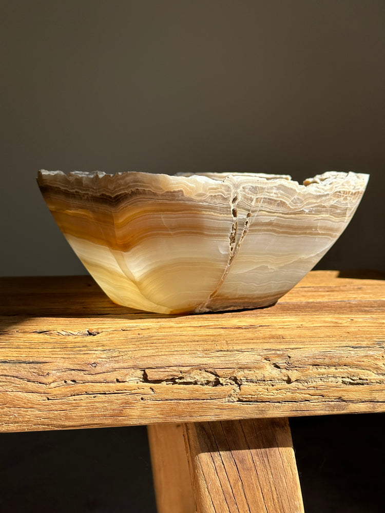 
            
                Load image into Gallery viewer, Amber &amp;amp; White Onyx Bowl - Matte Medium
            
        