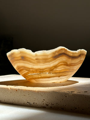 
            
                Load image into Gallery viewer, Onyx Bowl - Matte finish
            
        