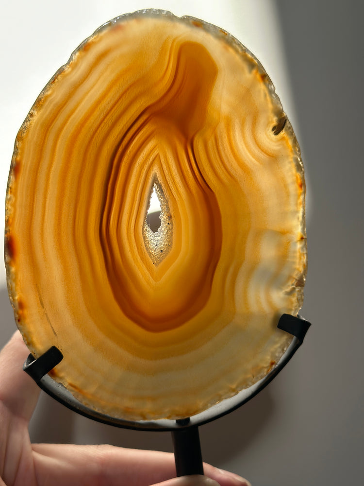 Agate Stand